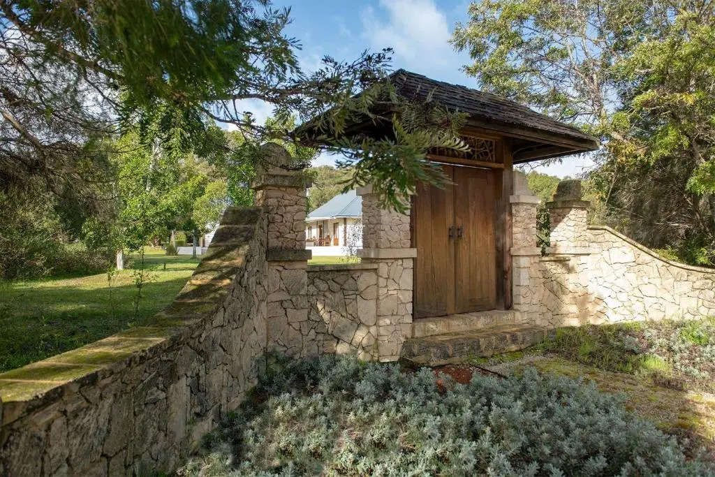 Garden Pavilion - Art House Yallingup