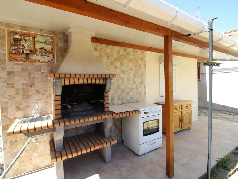Comfortable Property in Empuriabrava With Garden, Barbecue and Three Bedrooms
