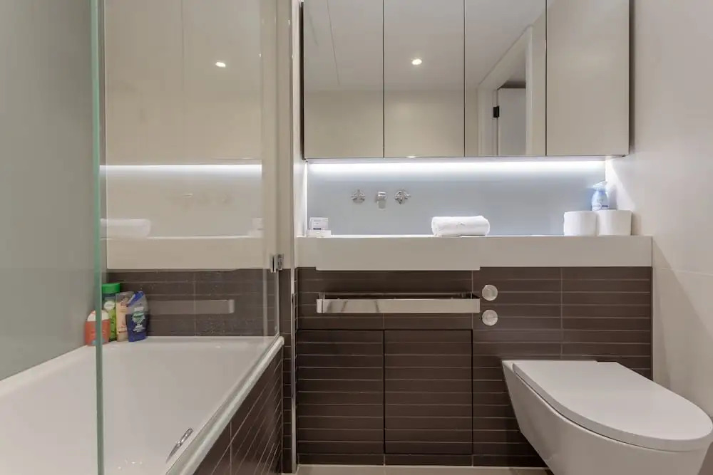 Incredible 1 Bedroom Penthouse with Balcony in Battersea