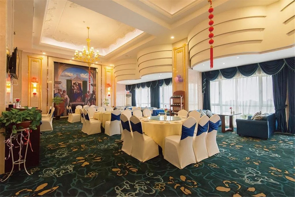 Xinshikong Conifer Hotel