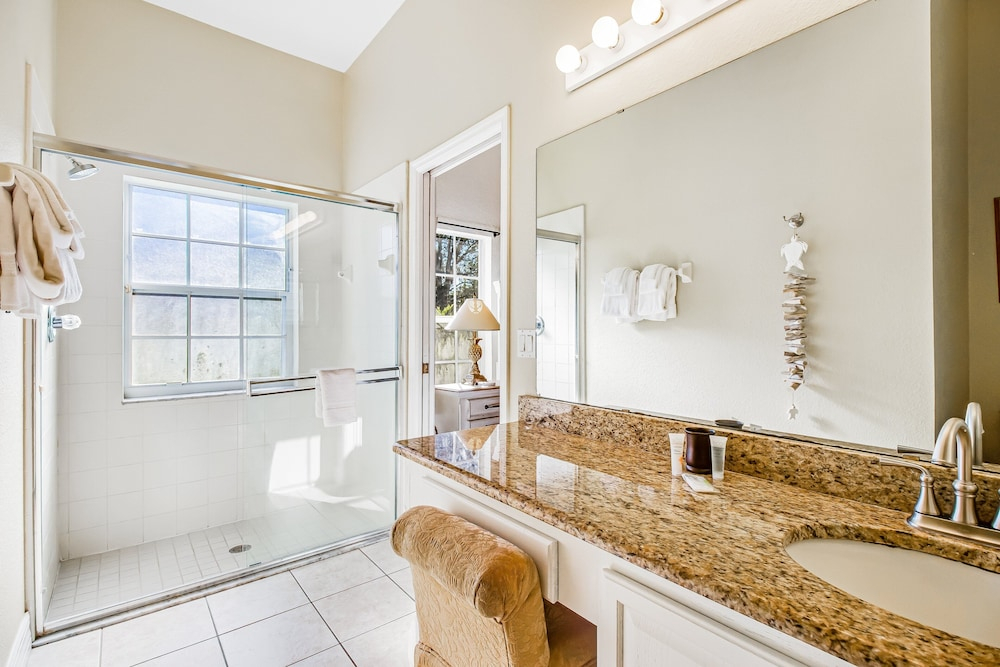 Dog-friendly Home w/ Private Pool, High-speed Wifi, and Central AC