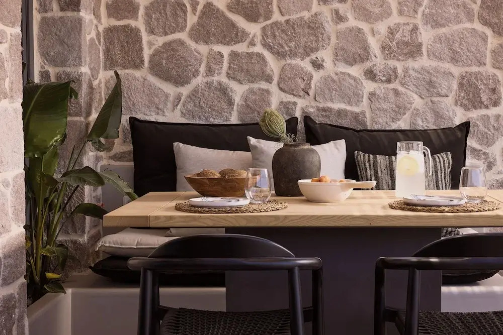Kemelia Suites