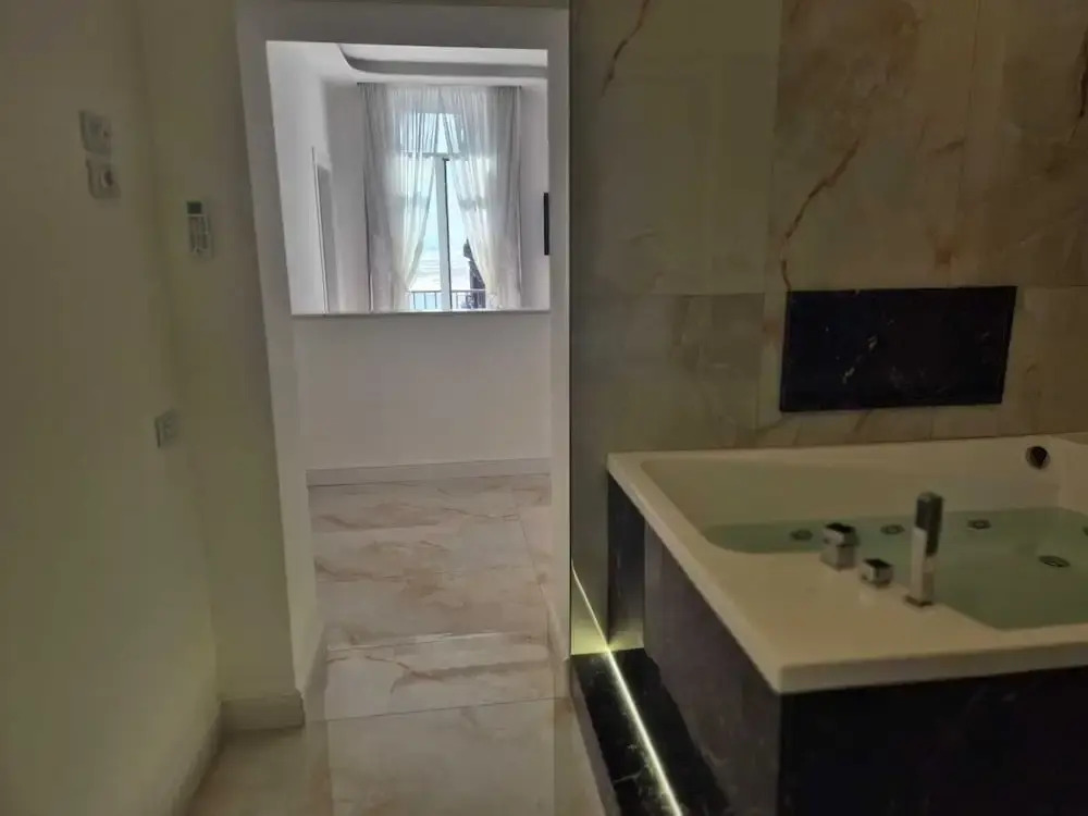 Arco Boutique Rooms
