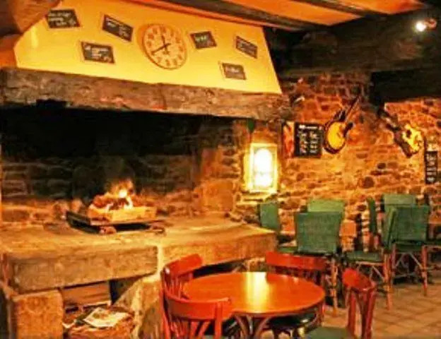 Au Vieux Saint Sauveur