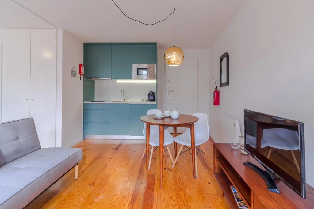 Tower 4T in Oporto With 1 Bathrooms