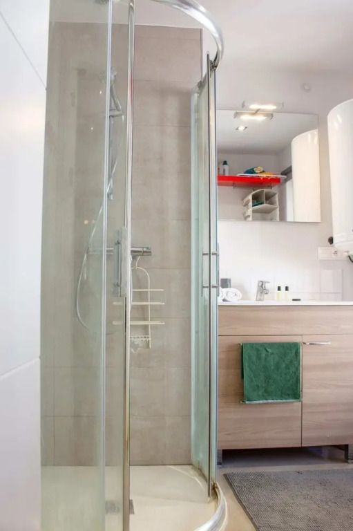 Private Lodge With Skylight in the Centre of Biarritz