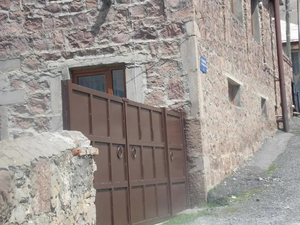 Guesthause 2 Steps