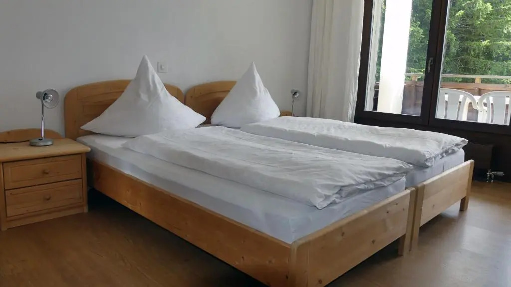 Arosa Brueggli B02
