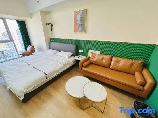 Guanhailu V+ Homestay (Yantai University Wanda Plaza)
