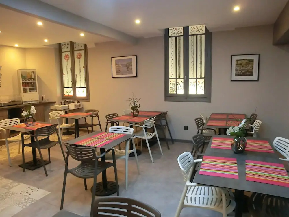 Hotel Sur Le Quai