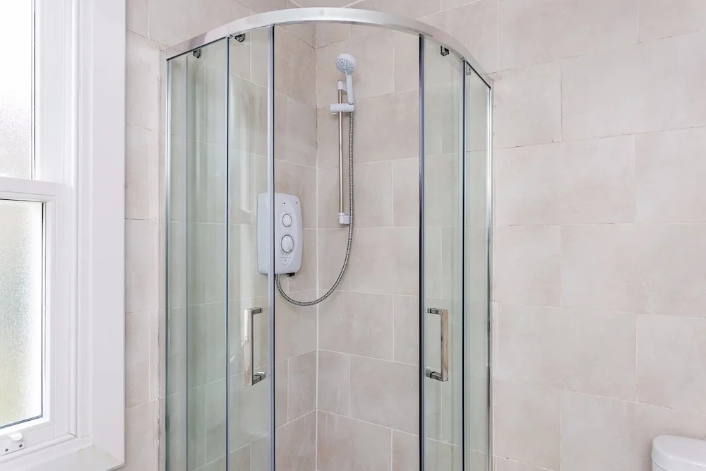 A Bright &Spacious 2 Bed Apt in West Kensington