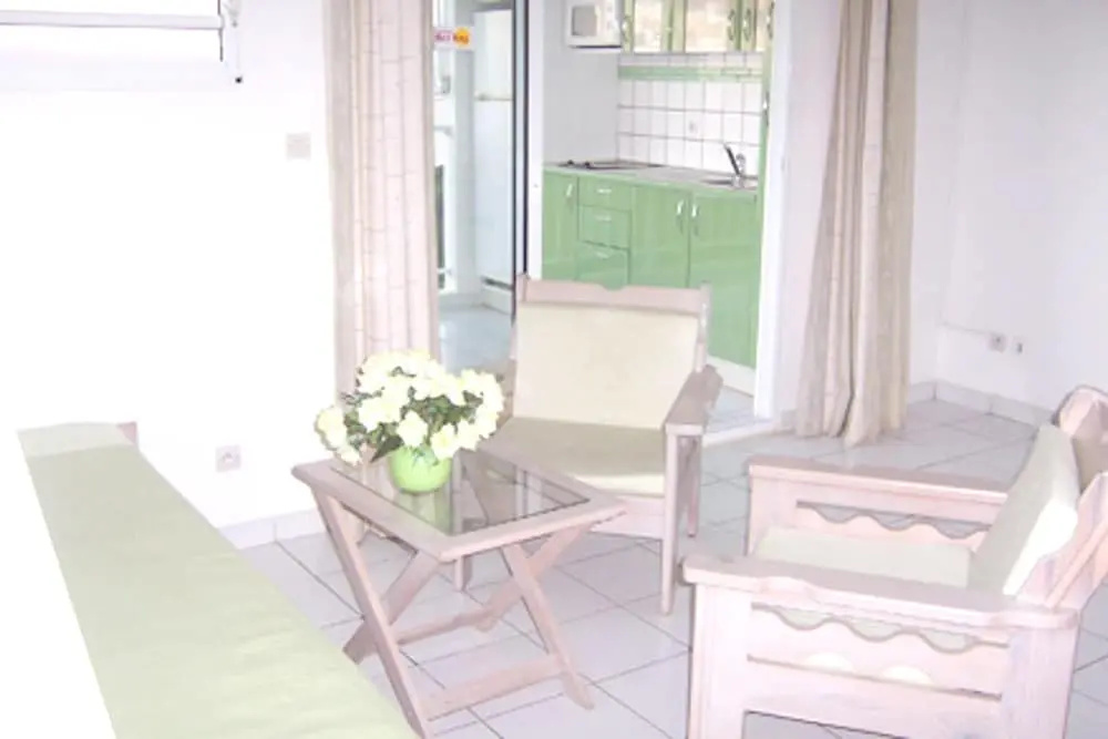 Studio in Anse Darlet, With Furnished Balcony and Wifi - 4 km From th
