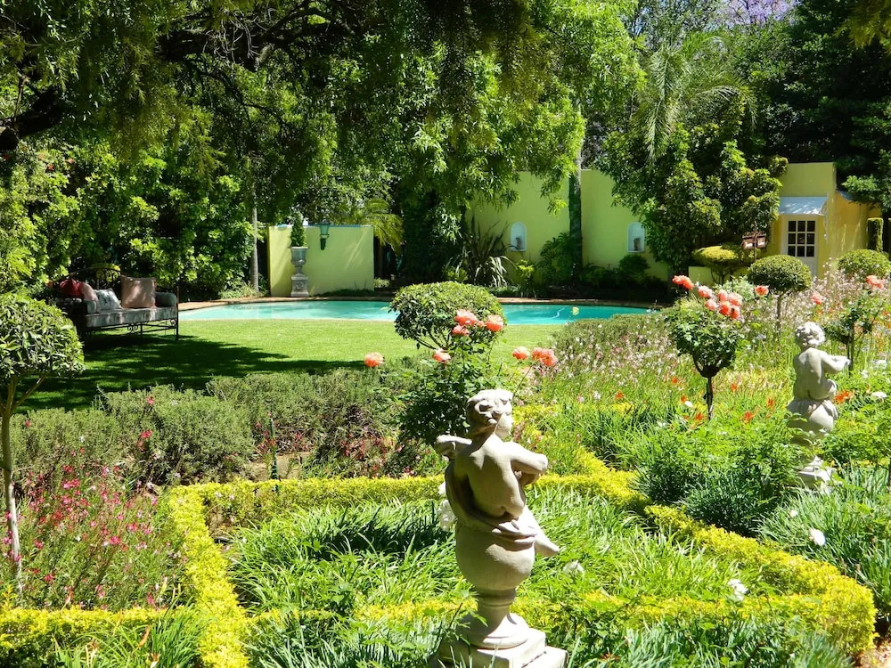 Kareeblom Guesthouse