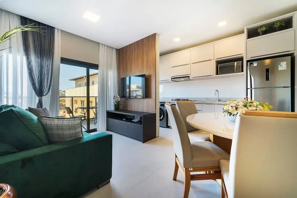864A Apartamento 2 Suítes Bombinhas SC