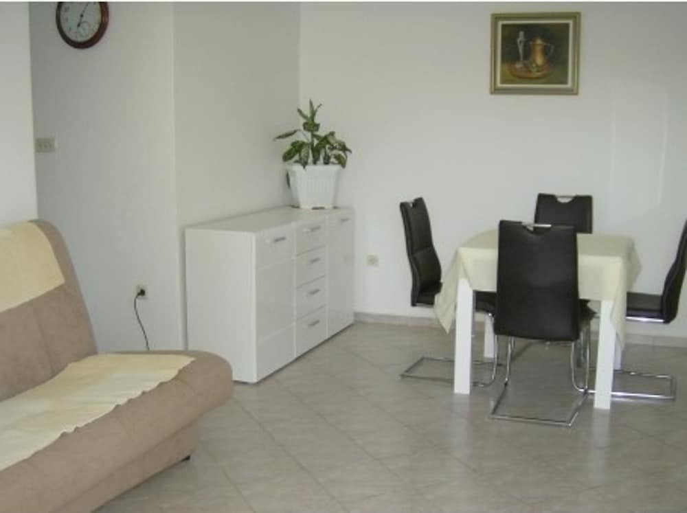 Apartments Vesna