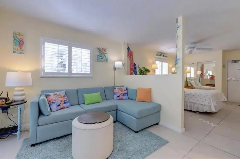 2 Bedroom Waterfront Pool Side!