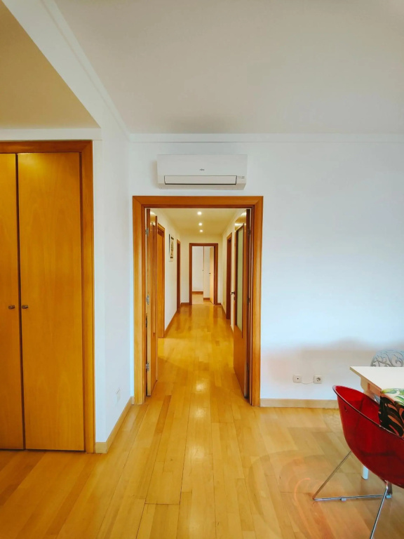 Sunny Home Lisboa Expo, free parking