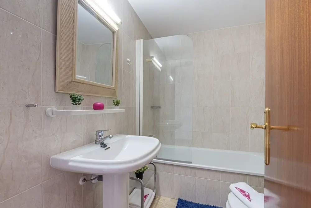 Apartment in Empuriabrava With Sea Views