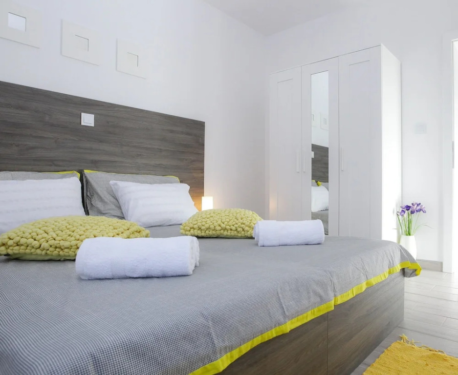 Privilege Pool Apartments