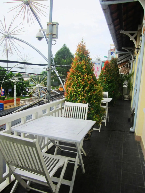 Tây Hồ Hotel