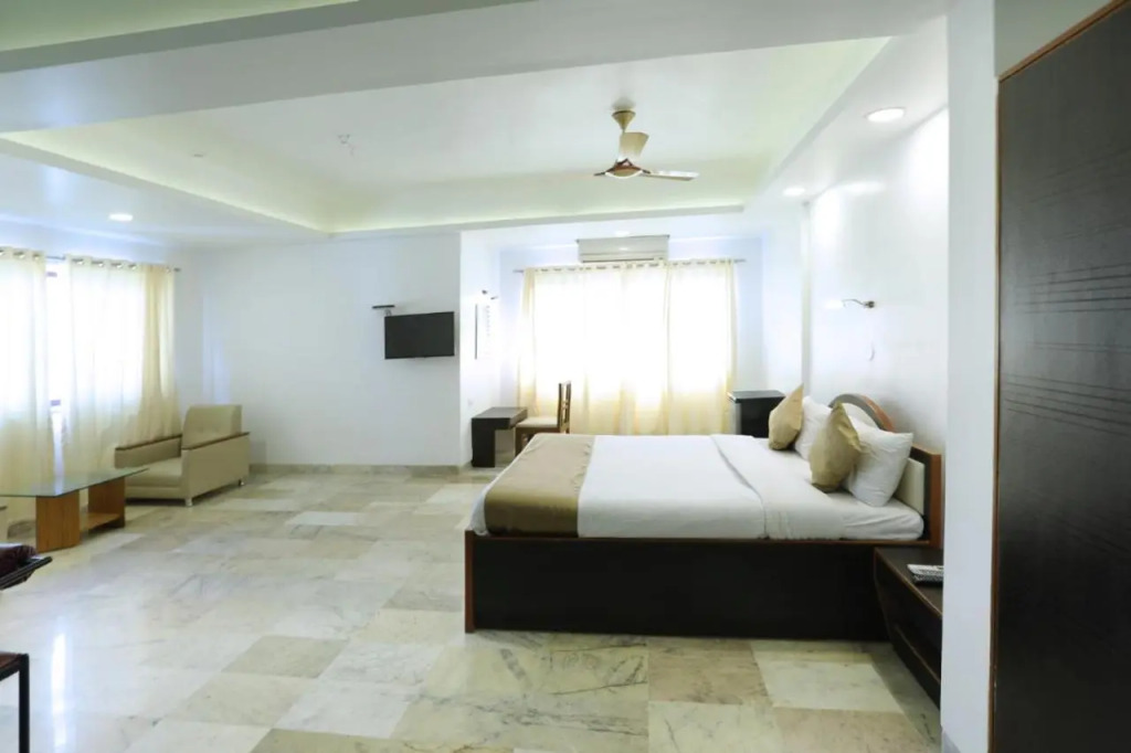 Sunrise Hill Resort