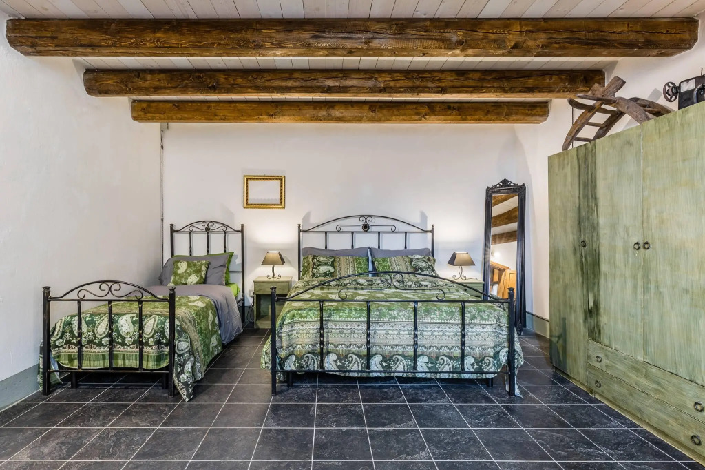 Authentic Sicilian Charm, pool, sea view, wi-fi & parking