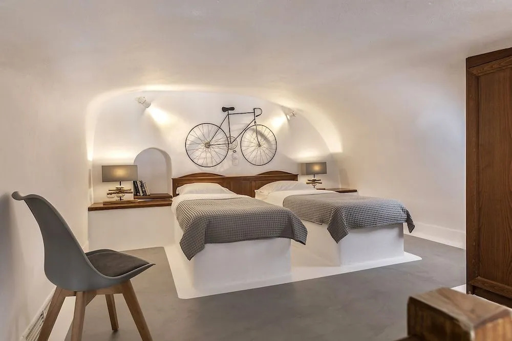 180° Caldera by Stylish Stays