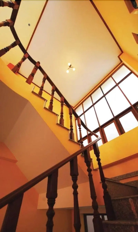 Focal Local Bed & Breakfast