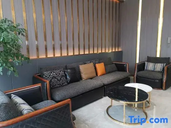 Yilong Yunshang Time Light Luxury Homestay