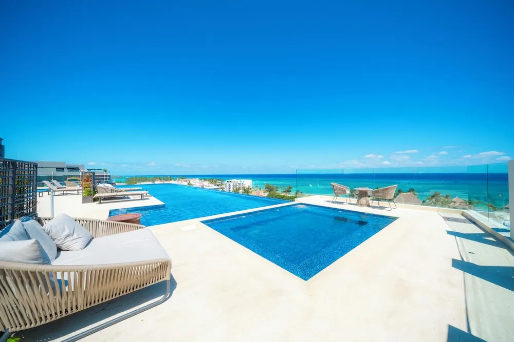 Marila - Luxury 3 BR - Ocean View & Pool