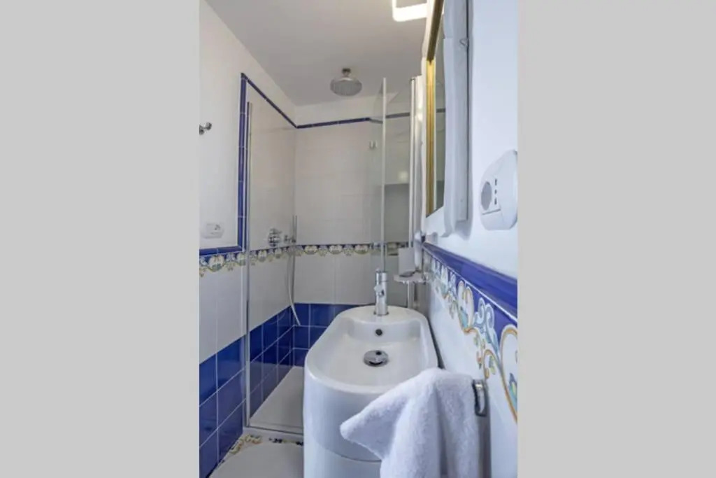 CASA BAKER luxury apartment