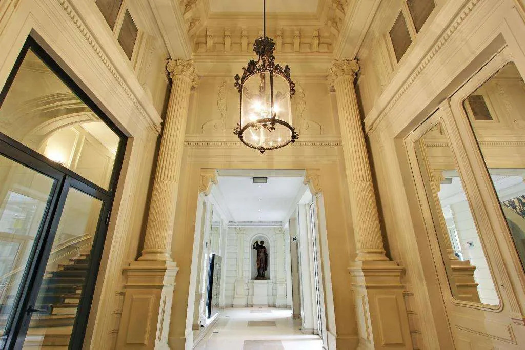 Milestay-Opera Terrace