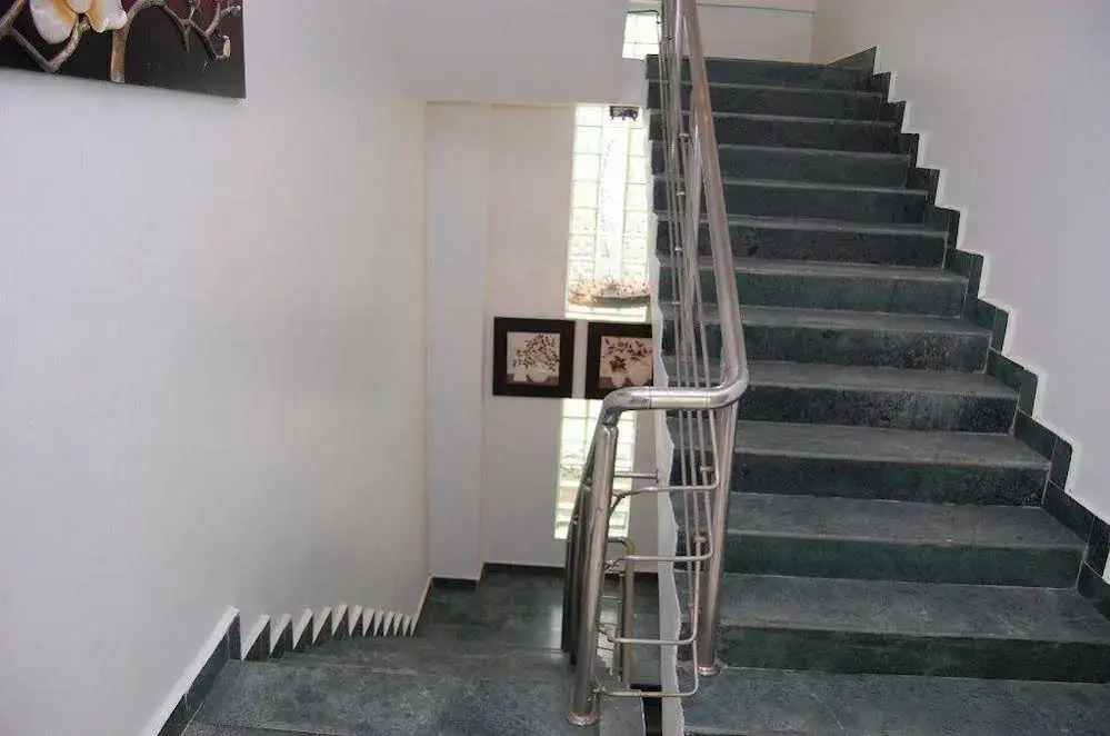 Elegance Suites Hotels