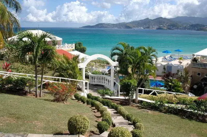 The Flamboyant Hotel & Villas