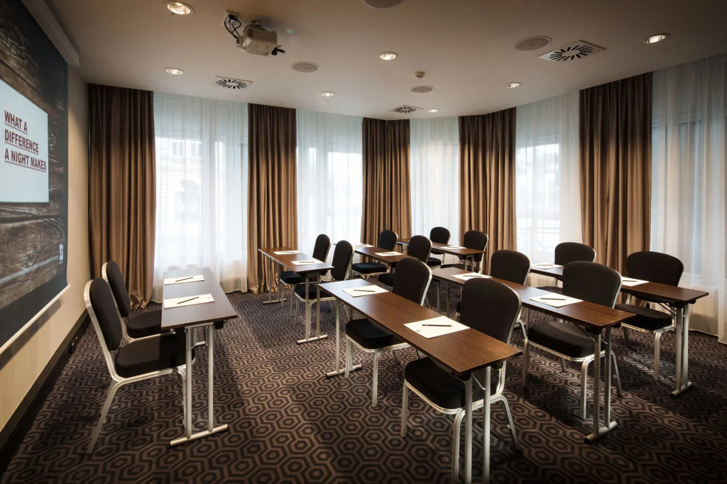 Hotel PULSE8