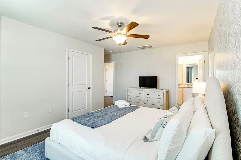 2 Mi to Shore: Newly Built Surfside Beach Gem