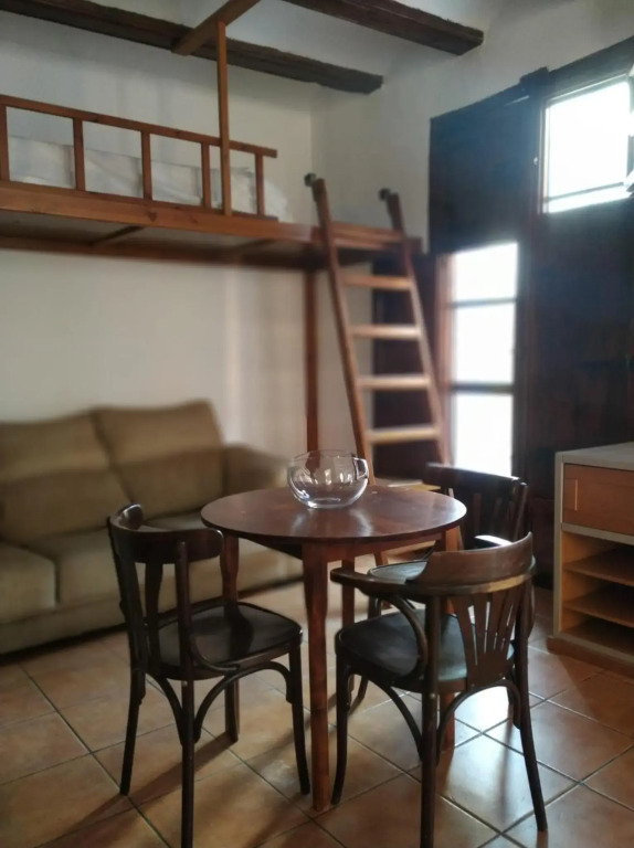 Bonito apartamento con encanto en casco antiguo RON 7