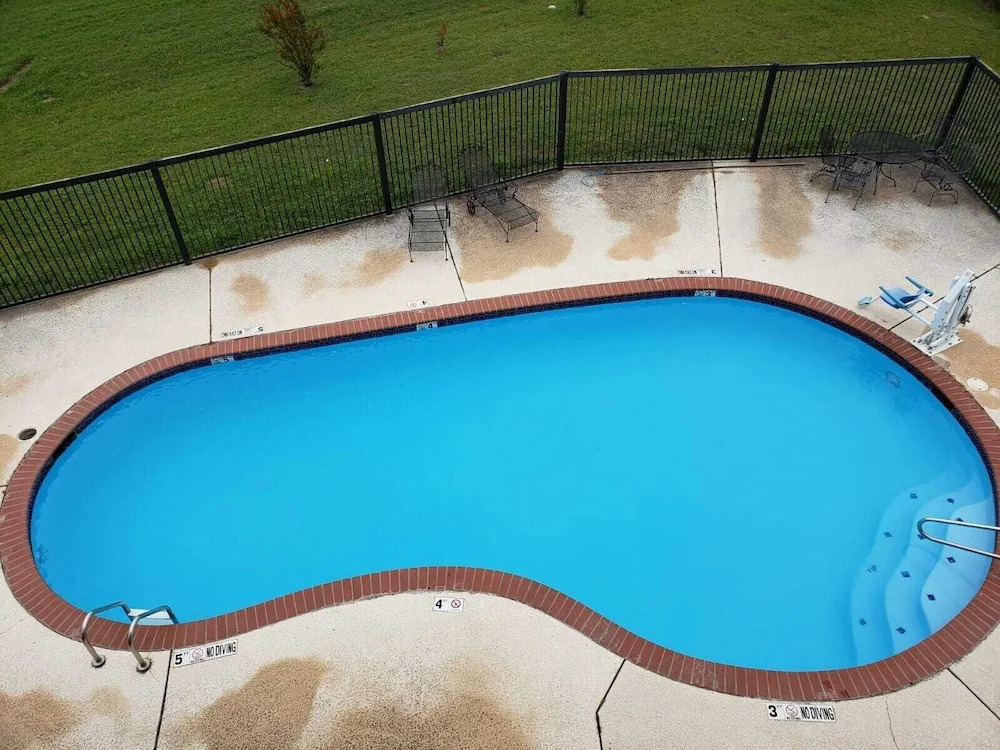 Arya Inn And Suites