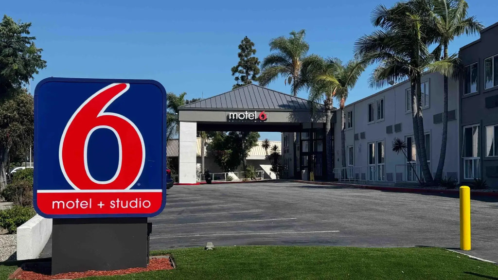 Motel 6-Carson, CA