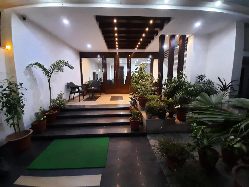 Shacon Suites