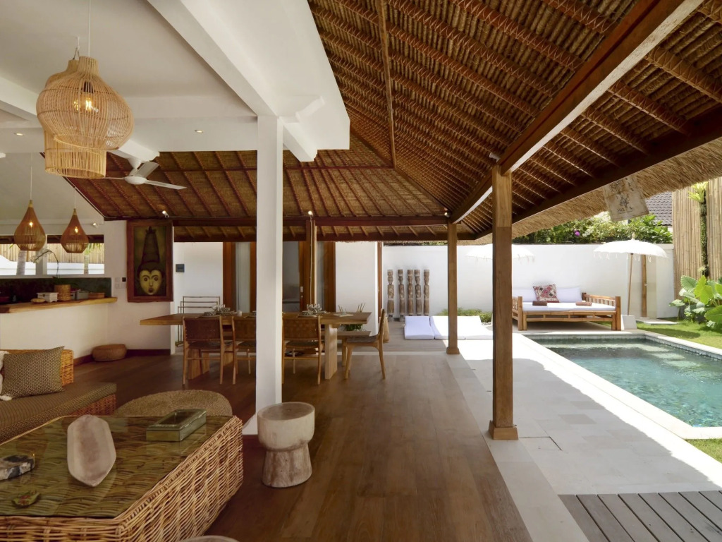 Villa Waterlily by Villa Finder