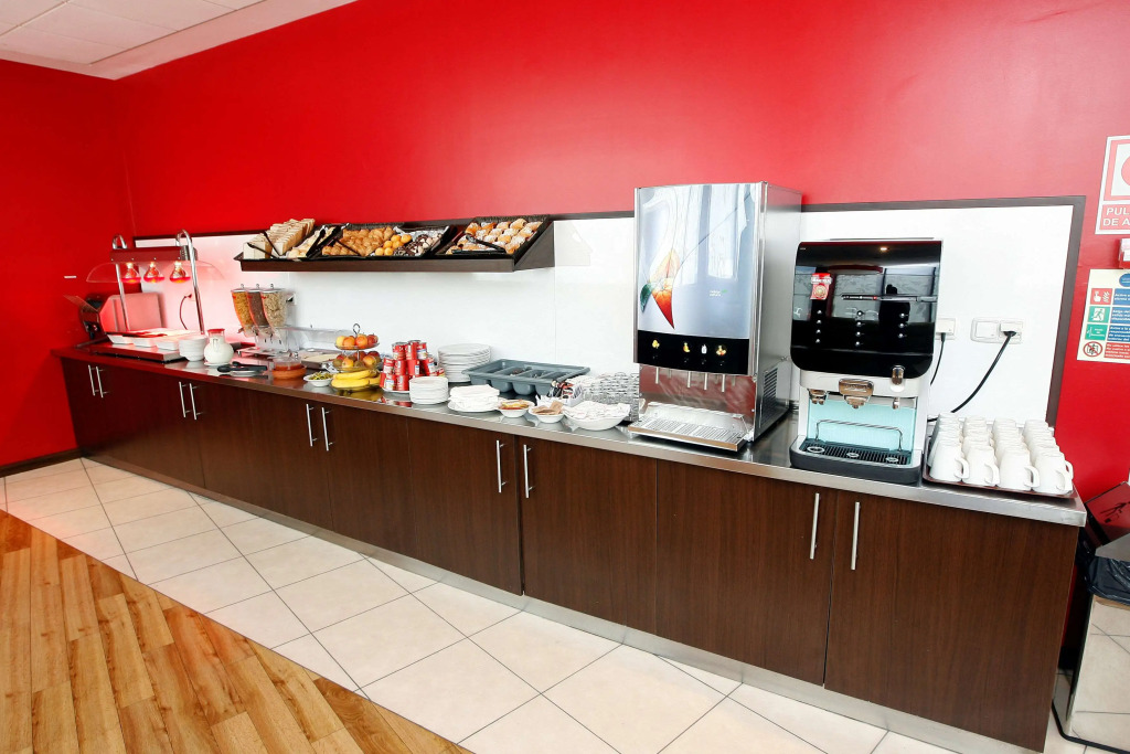 Travelodge Valencia Aeropuerto