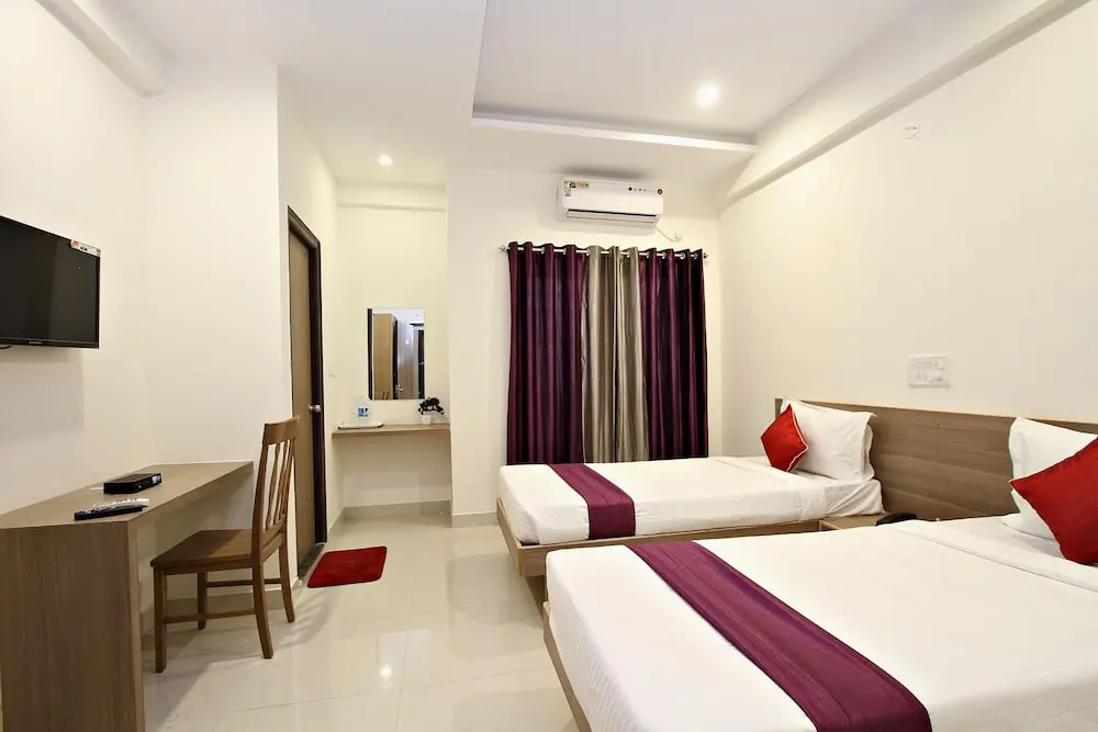 OYO 8739 Melody Inn Bellandur