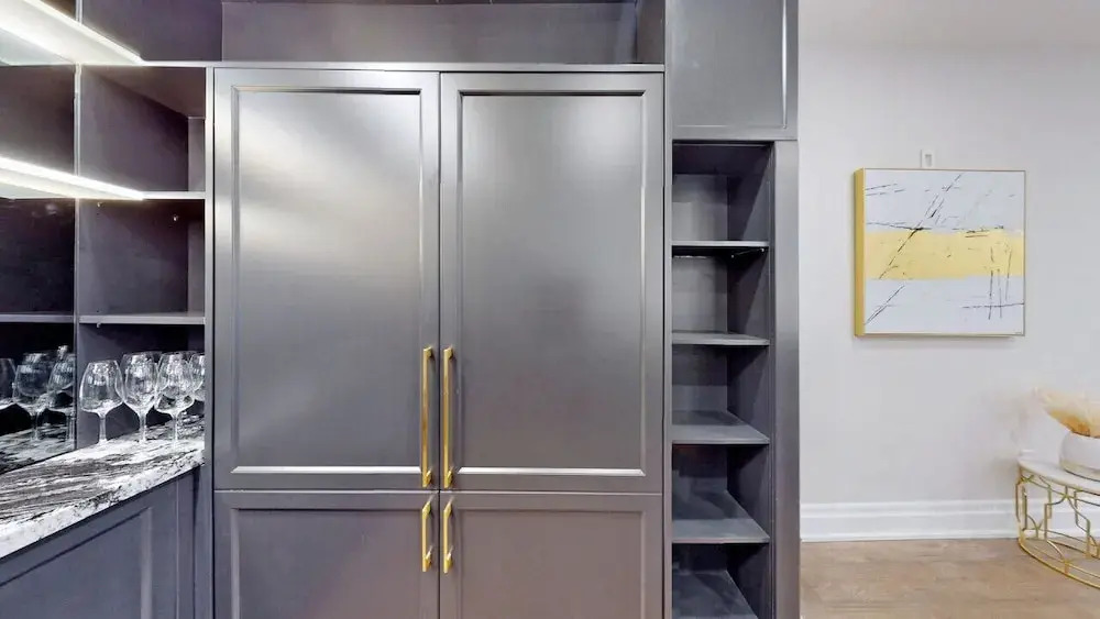 Family Modern Walkout Basement w Sauna Ski Resort 30min