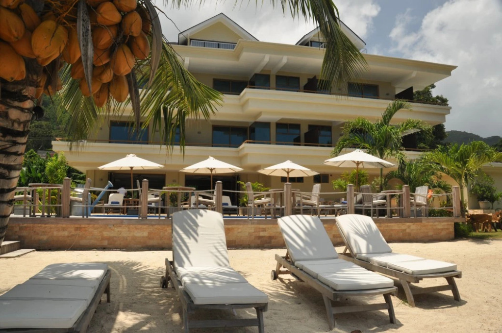 Crown Beach Hotel Seychelles
