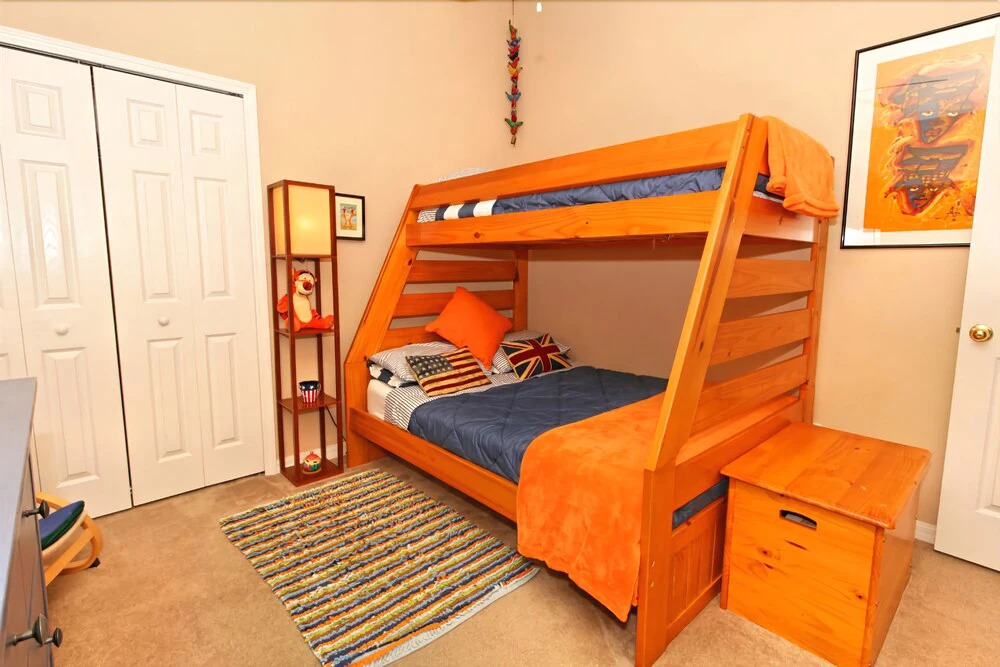 1135 Troc