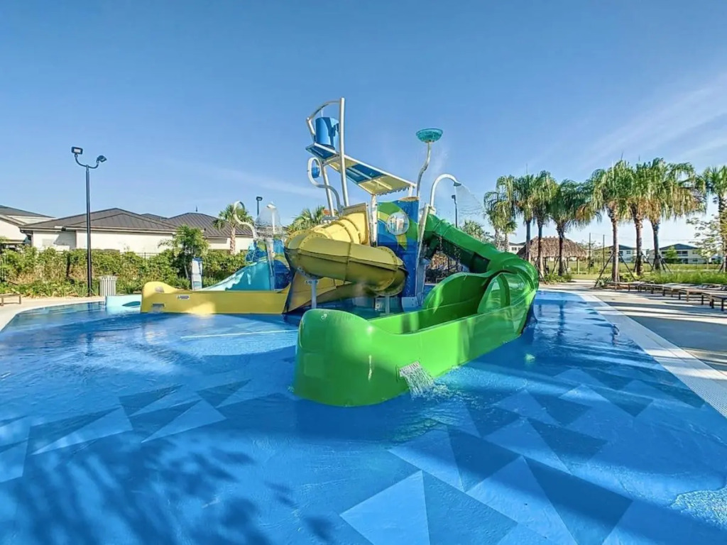 Gorgeous 3BR Condo with Laundry Room and free Waterpark