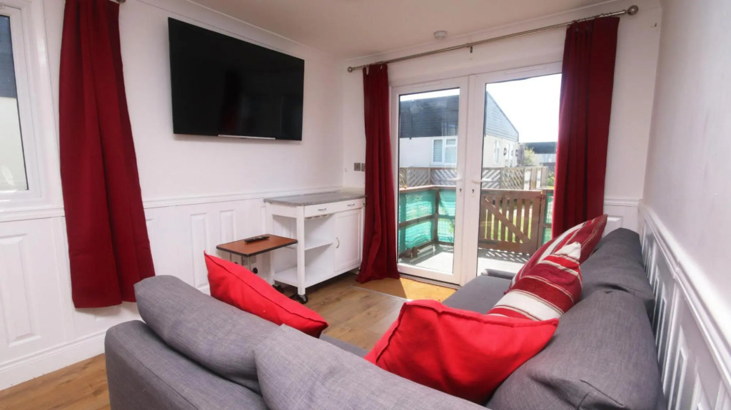 29C Medmerry Park 2 Bedroom Chalet