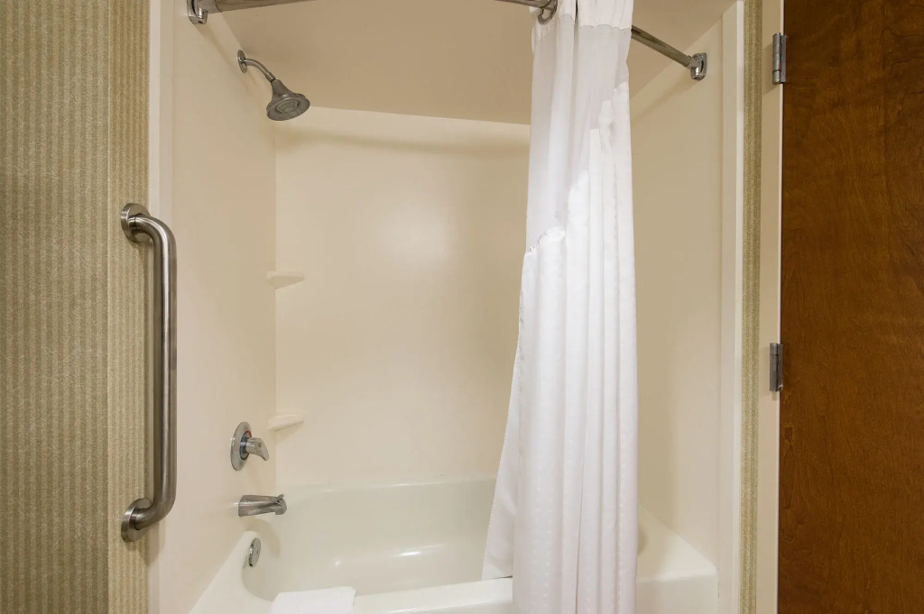 Holiday Inn Express Hotel & Suites Walterboro I-95