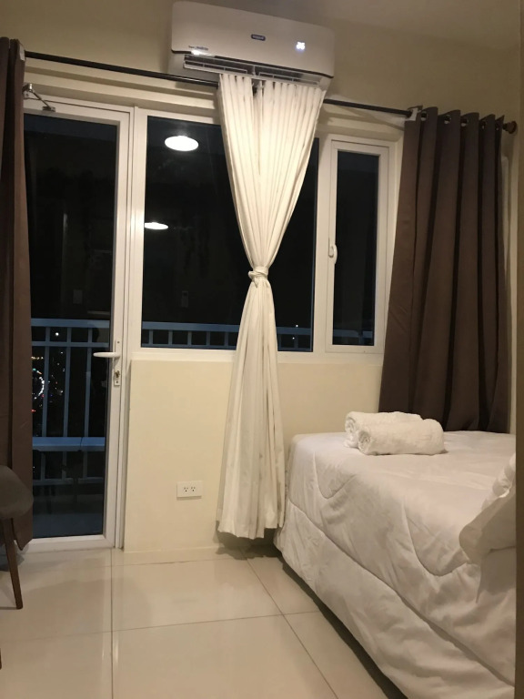 RBB Suites Breeze Residences